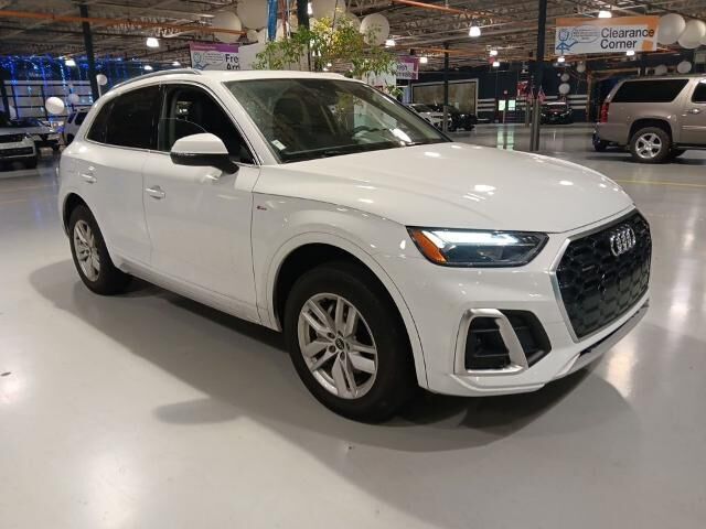 2022 Audi Q5 quattro S line Premium 45 TFSI
