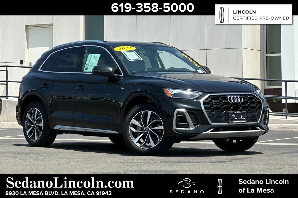 2022 Audi Q5 quattro S line Premium 45 TFSI — photo 1 of 13