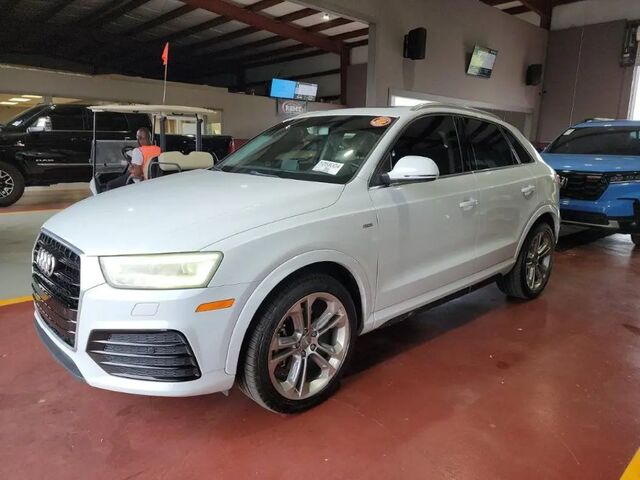 2016 Audi Q3 2.0T quattro Prestige