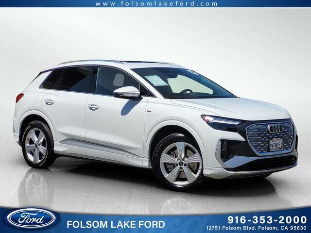 2024 Audi Q4 e-tron quattro Premium Plus 50