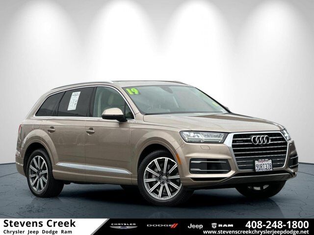 2019 Audi Q7 Premium Plus