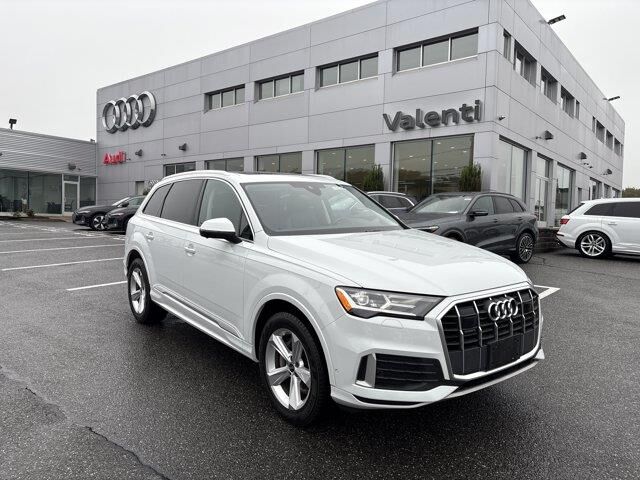 2023 Audi Q7 quattro Premium Plus 45 TFSI
