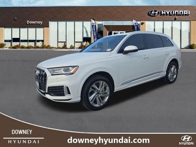 2021 Audi Q7 quattro Premium Plus 45 TFSI — photo 1 of 13