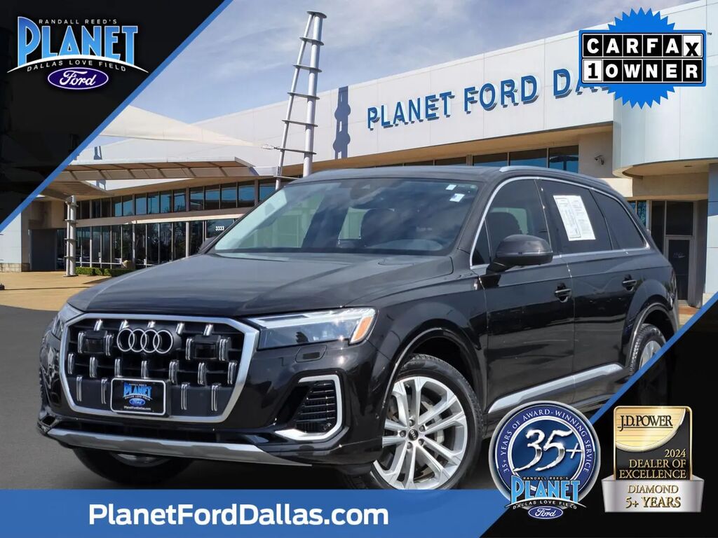 2025 Audi Q7 quattro Premium Plus 55 TFSI — photo 1 of 13