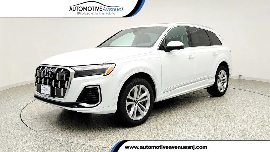 2025 Audi Q7 quattro Premium Plus 55 TFSI