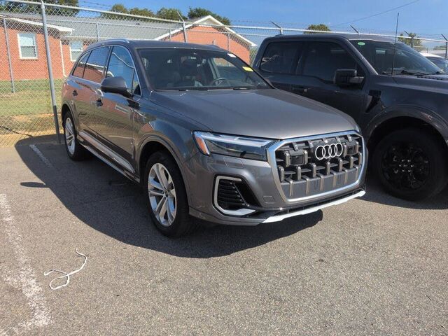 2025 Audi Q7 quattro Premium Plus 55 TFSI