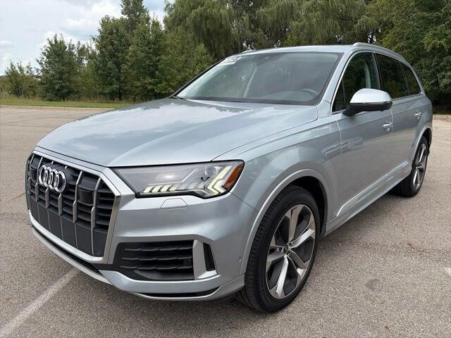 2023 Audi Q7 quattro Premium Plus 55 TFSI