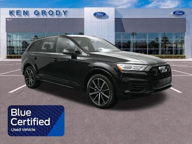 2022 Audi Q7 quattro Premium Plus 55 TFSI