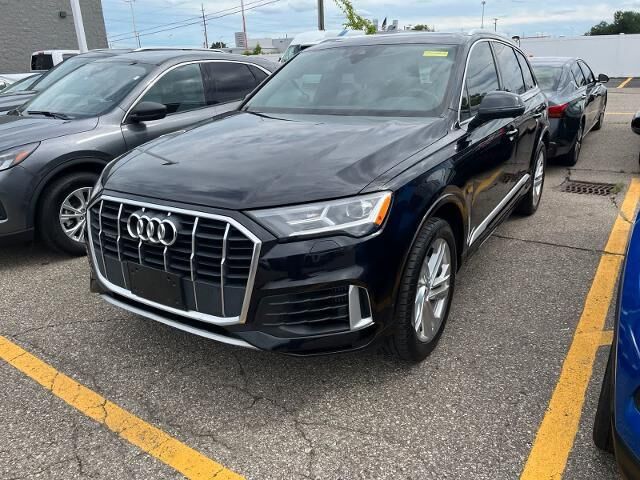 2020 Audi Q7 quattro Premium Plus 55 TFSI