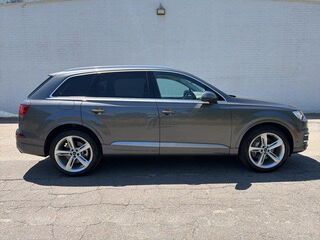 2019 Audi Q7 quattro Prestige 55 TFSI