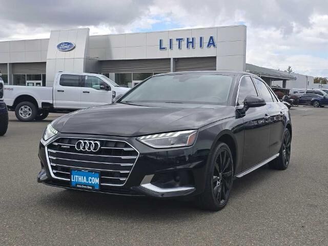 2022 Audi A4 quattro Premium Plus 40 TFSI