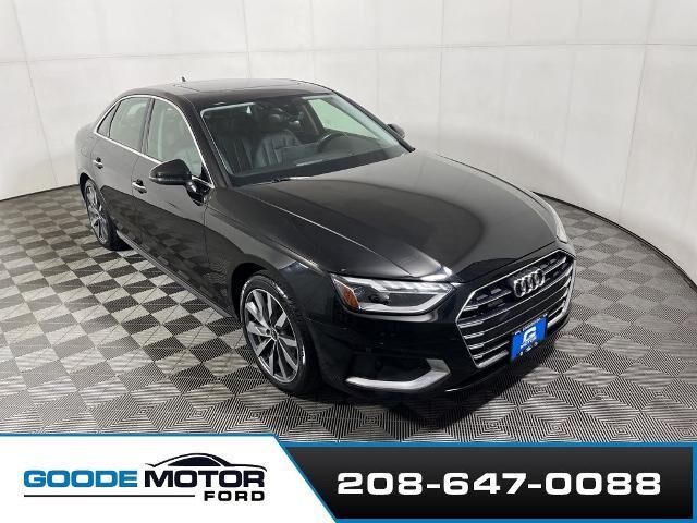2022 Audi A4 quattro Premium Plus 40 TFSI — photo 1 of 3