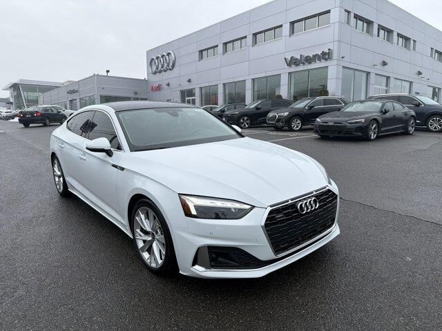2023 Audi A5 Sportback quattro Premium Plus 40 TFSI