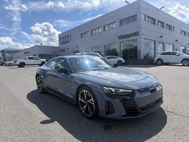 2023 Audi e-tron GT PREMIUM PLUS