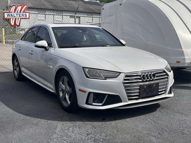 2019 Audi A4 quattro Premium 45 TFSI
