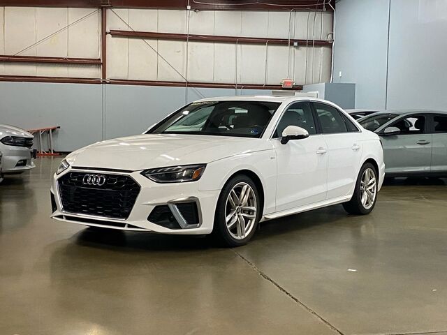 2022 Audi A4 Sedan 45 S line Premium