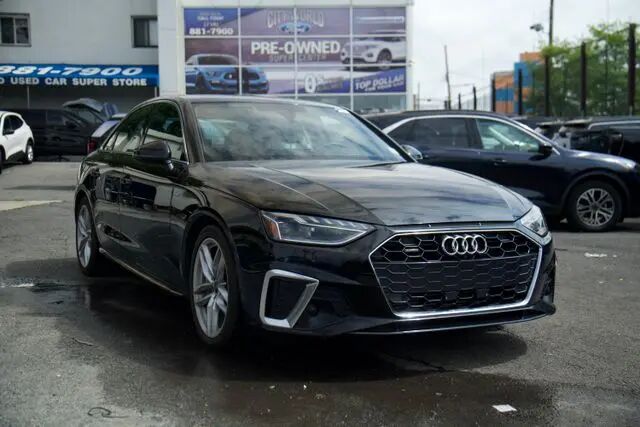 2023 Audi A4 quattro S line Prem Plus 45 TFSI