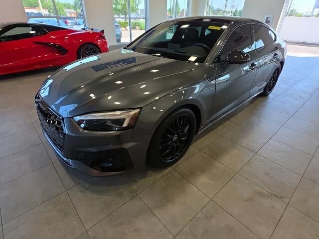 2022 Audi A5 Sportback quattro S line Prestige 45 TFSI