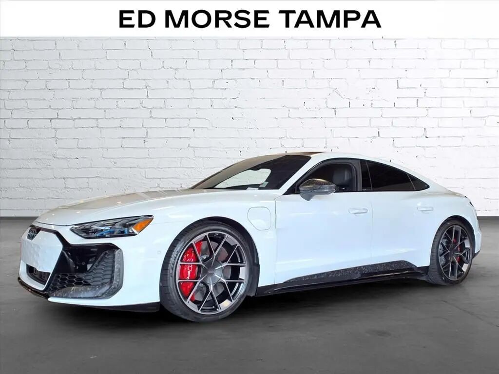 2026 Audi RS e-tron GT performance quattro