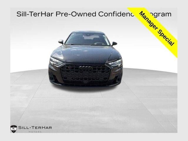2022 Audi S8 4.0T quattro