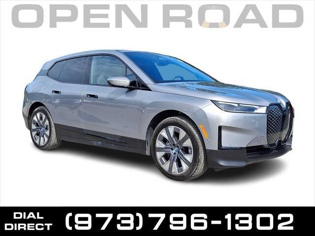 2024 BMW iX xDrive50 — photo 1 of 13