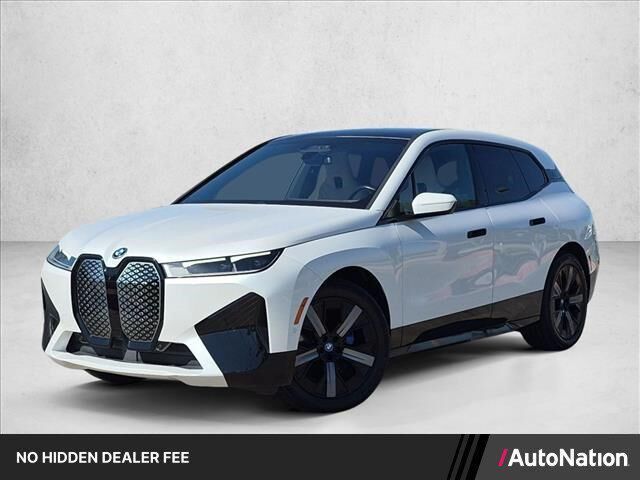 2024 BMW iX xDrive50 — photo 1 of 13