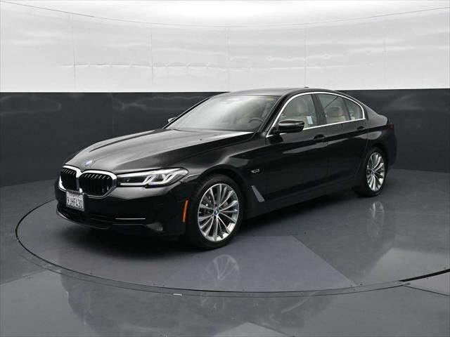 2023 BMW 5 Series 530e — photo 1 of 13
