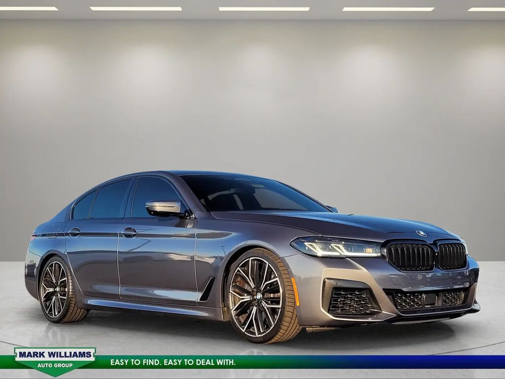 2021 BMW 5 Series M550i xDrive — photo 1 of 13