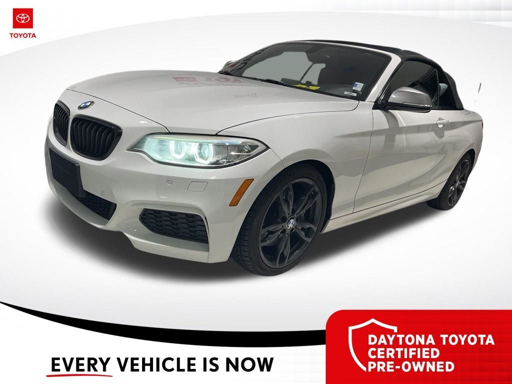 2016 BMW 2 Series M235i xDrive — photo 1 of 10