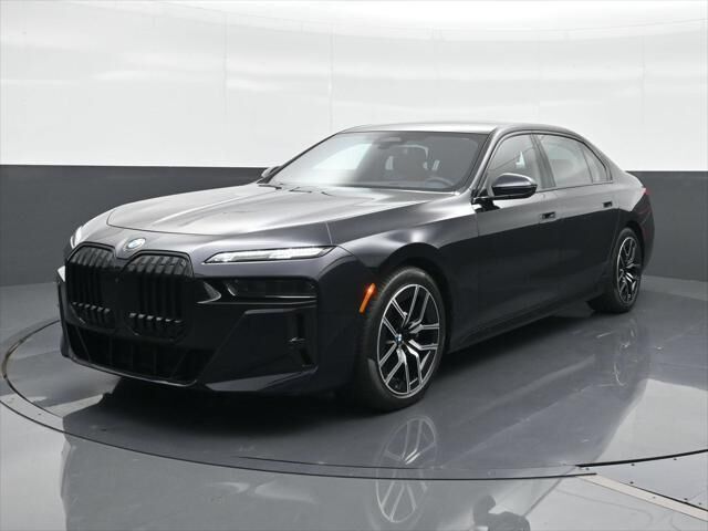 2023 BMW 7 Series 740i