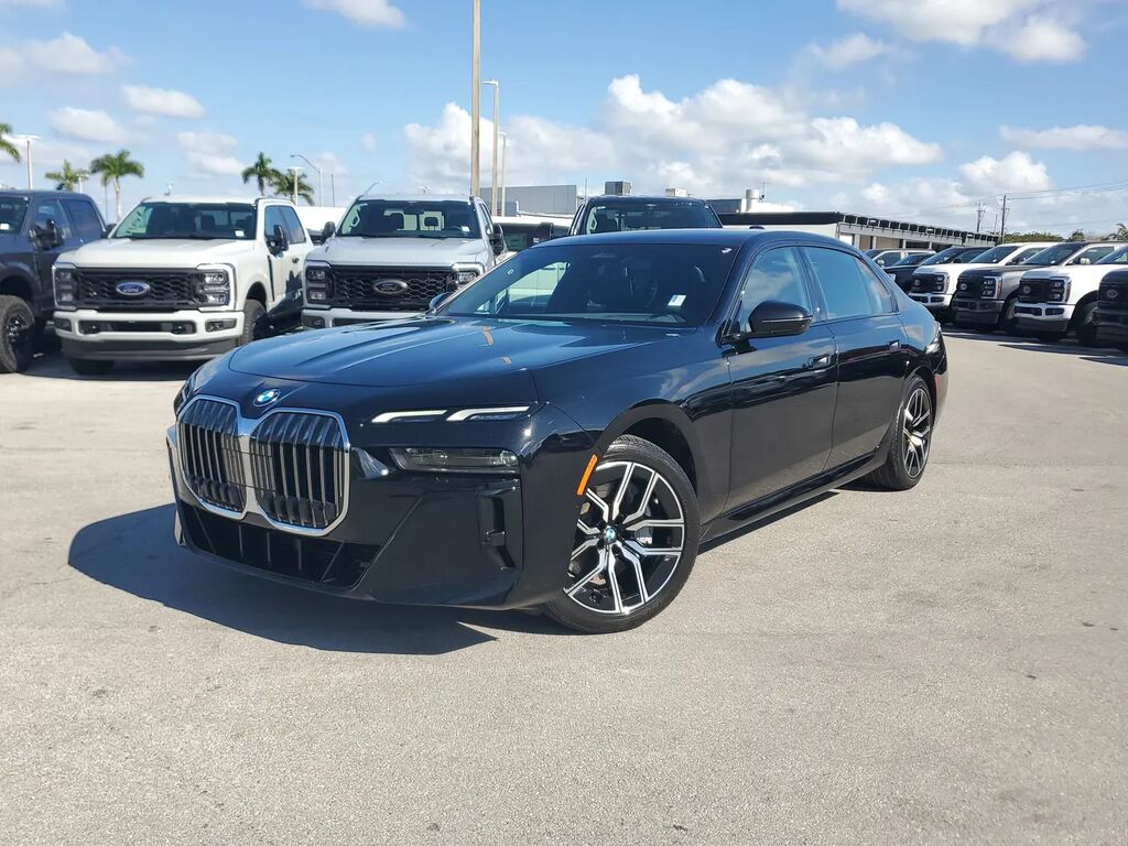 2024 BMW 7 Series 740i