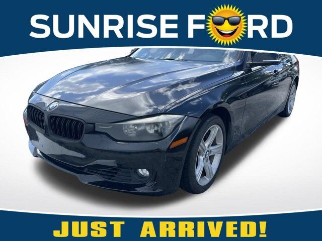 2013 BMW 3 Series 328i — photo 1 of 12