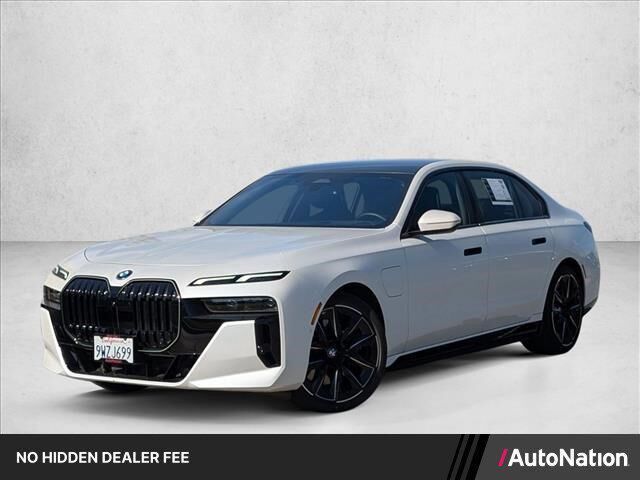 2026 BMW 7 Series 750e xDrive — photo 1 of 13
