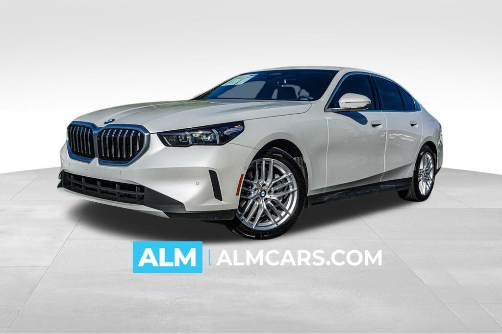2025 BMW 5 Series 530i — photo 1 of 13