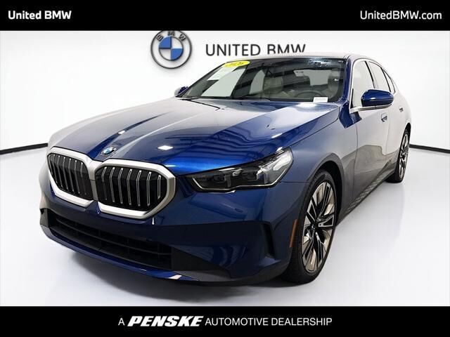2026 BMW 5 Series 530i