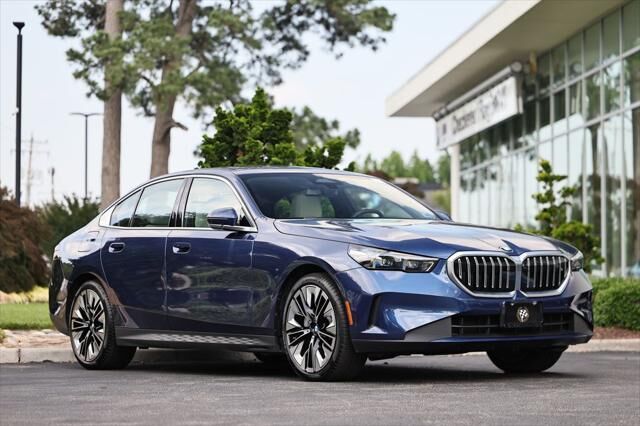 2026 BMW 5 Series 530i