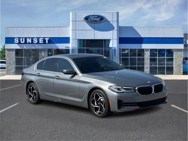 2023 BMW 5 Series 530i