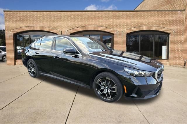2026 BMW 5 Series 530i xDrive — photo 1 of 3