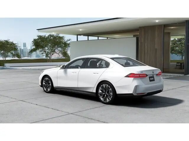 2026 BMW 5 Series 530i xDrive