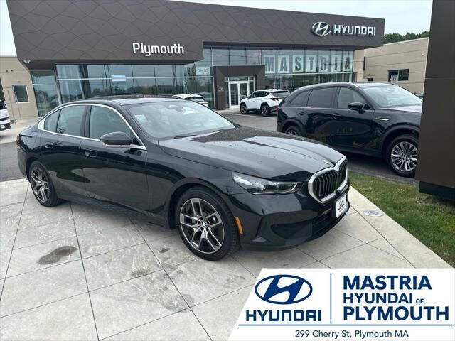 2026 BMW 5 Series 530i xDrive — photo 1 of 13