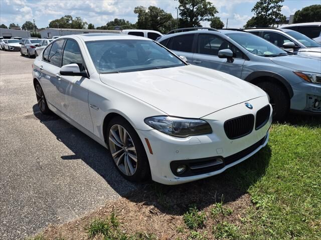 2016 BMW 5 Series 528i