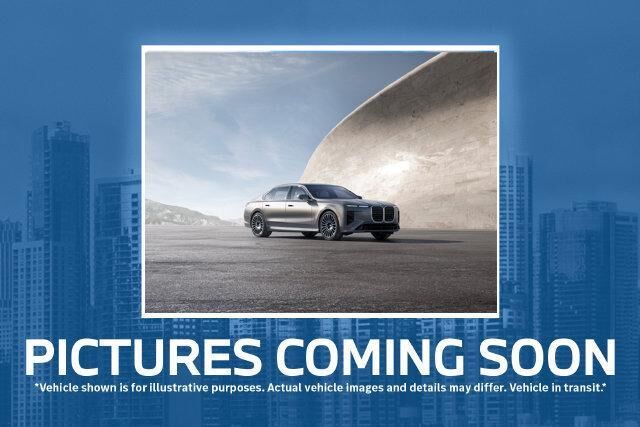 2027 BMW 7 Series 740 xDrive — photo 1 of 13