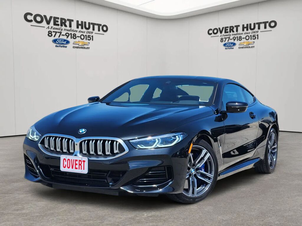 2025 BMW 8 Series 840i