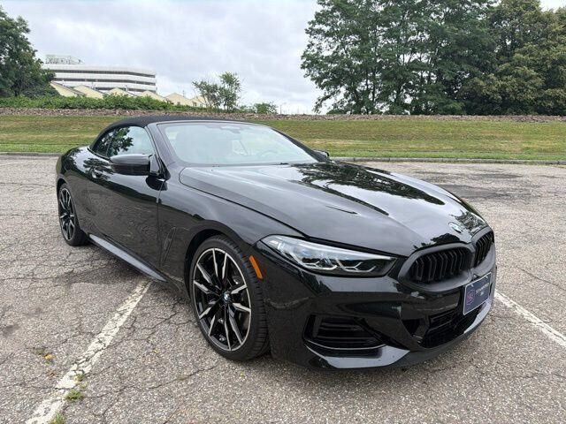 2025 BMW 8 Series M850i xDrive
