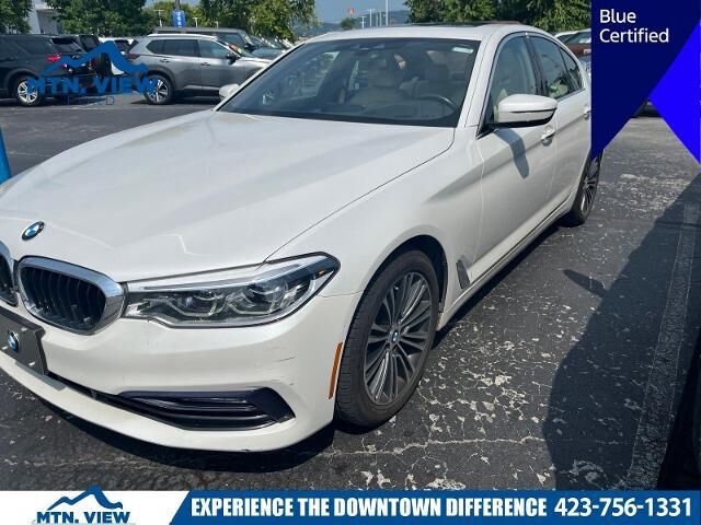 2017 BMW 5 Series 540i