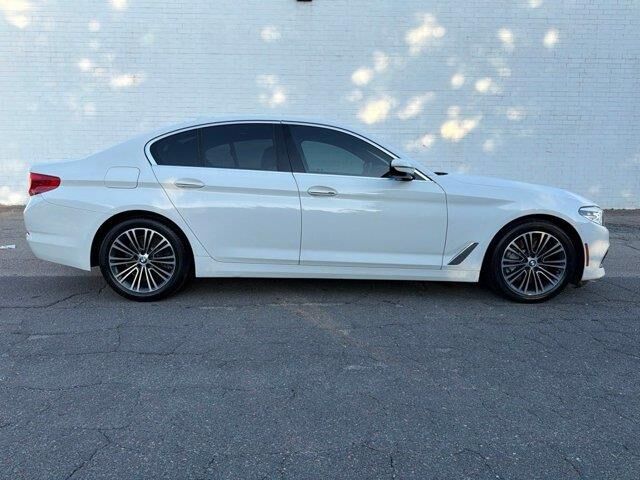 2018 BMW 5 Series 540i — photo 1 of 13
