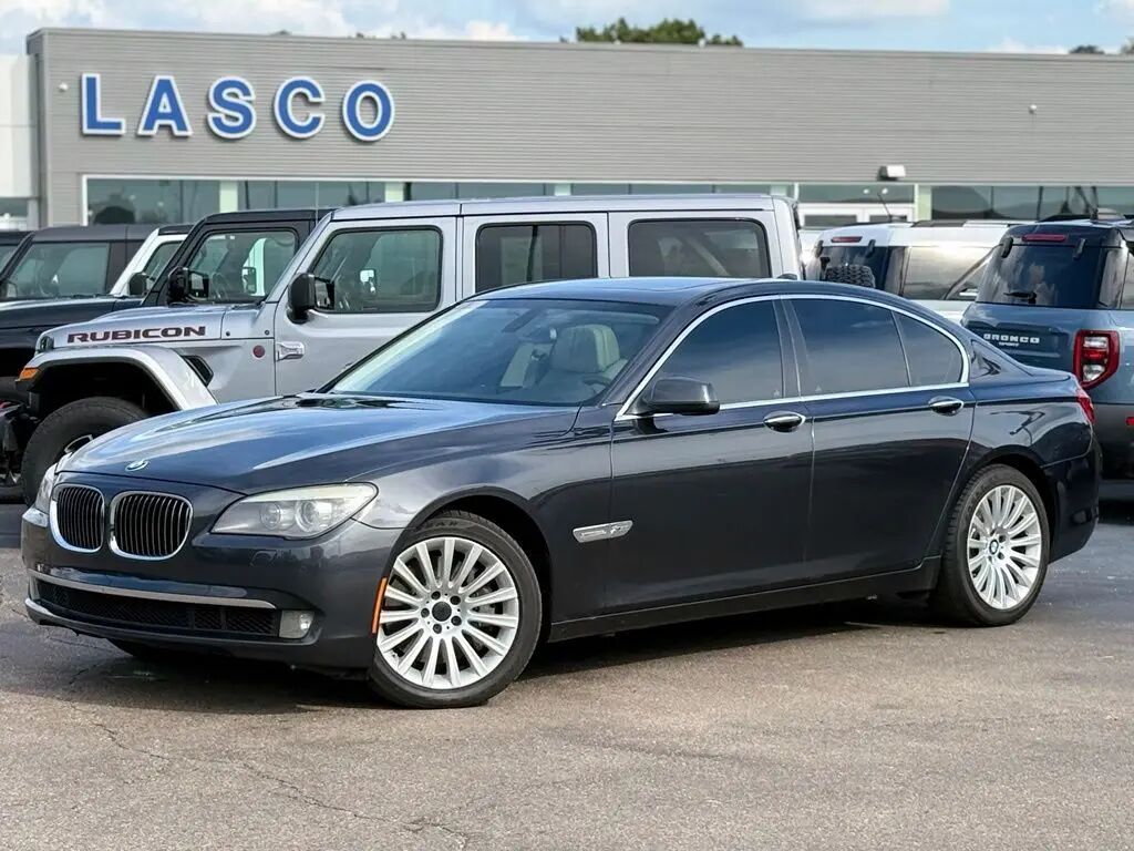 2012 BMW 7 Series 750i xDrive — photo 1 of 13