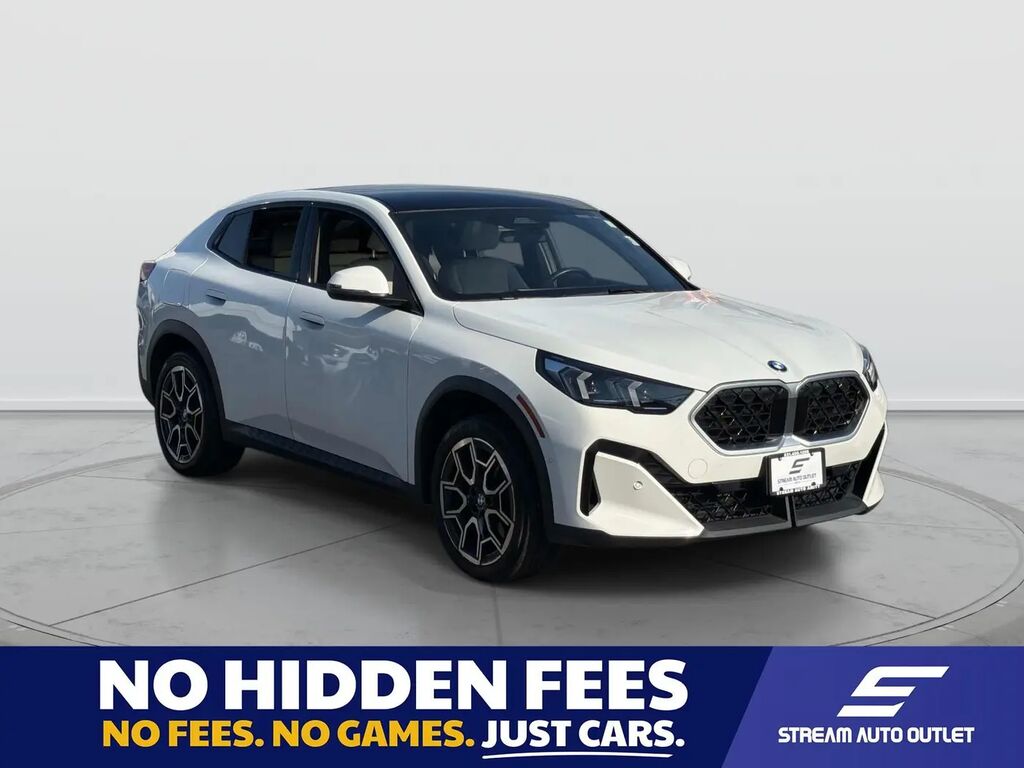 2025 BMW X2 xDrive28i — photo 1 of 10