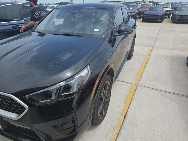 2025 BMW X2 xDrive28i