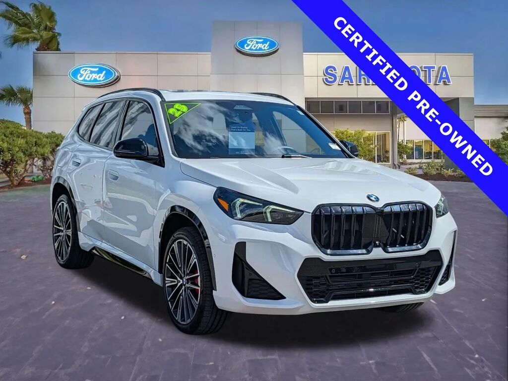 2025 BMW X1 xDrive28i — photo 1 of 13